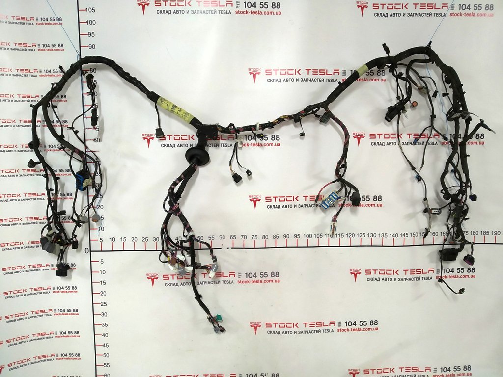 2 Cableado compartimento motor delantero monobloque AWD Tesla modelo S REST 1046132-07-S